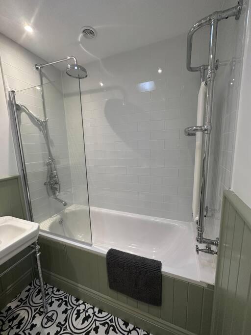 Riverside 3 Bed House Villa Winchester Dış mekan fotoğraf